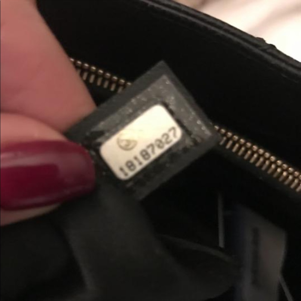 Chanel - Picture 5 of 16